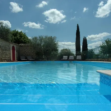 Bed and Breakfast Le Magnan, 55 M2, Au Calme, Terrasse, Jardin, Piscine Chauffee, Sud Ardeche