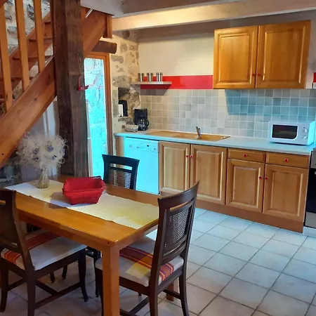 Le Magnan, 55 M2, Au Calme, Terrasse, Jardin, Piscine Chauffee, Sud Ardeche * Joyeuse