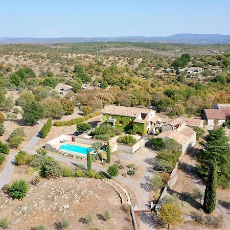 Gîte le MAGNAN, 50 m2, charme, nature, terrasse, piscine chauffée, sud Ardèche Joyeuse